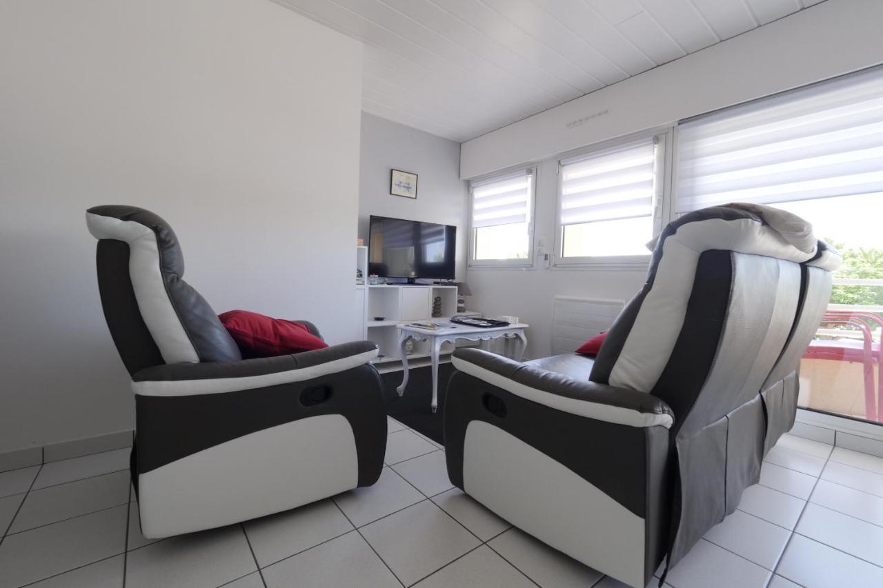 Un Appartement Sur La Marina De St-Gilles Saint-Gilles-Croix-de-Vie Exterior photo